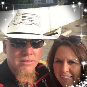 Meet your Posher, Laurie